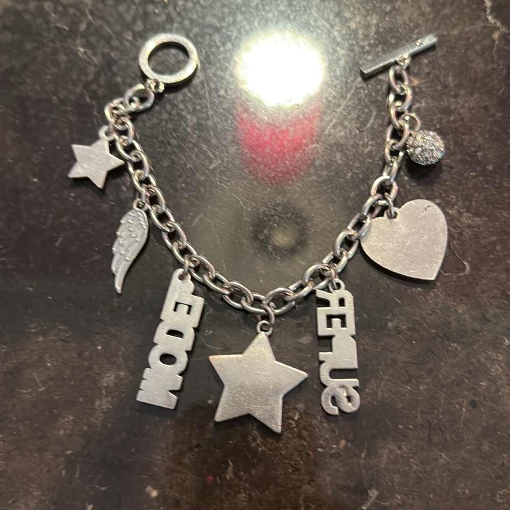 VINTAGE RARE RARE RARE Victoria’s Secret Super Model Bracelet - Picture 5 of 6